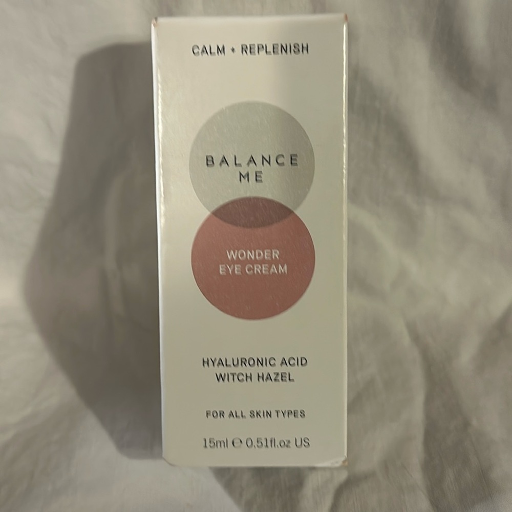 Calm + Replenish  Balance Me Wonder Eye Cream Hyaluronic Acid / Witch Hazel